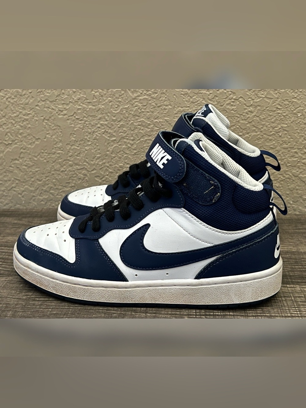 Nike Court Borough Mid 2 Boy Shoes Size- 5.5Y